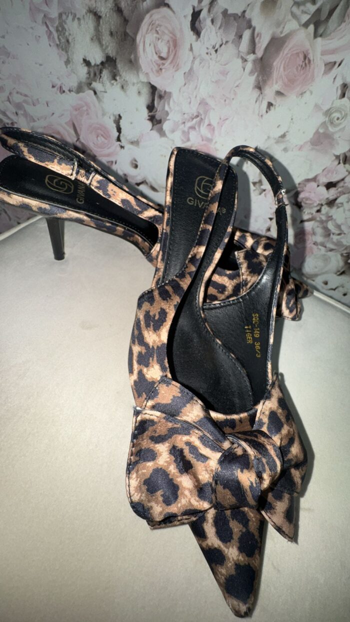 Décolleté fiocco animalier